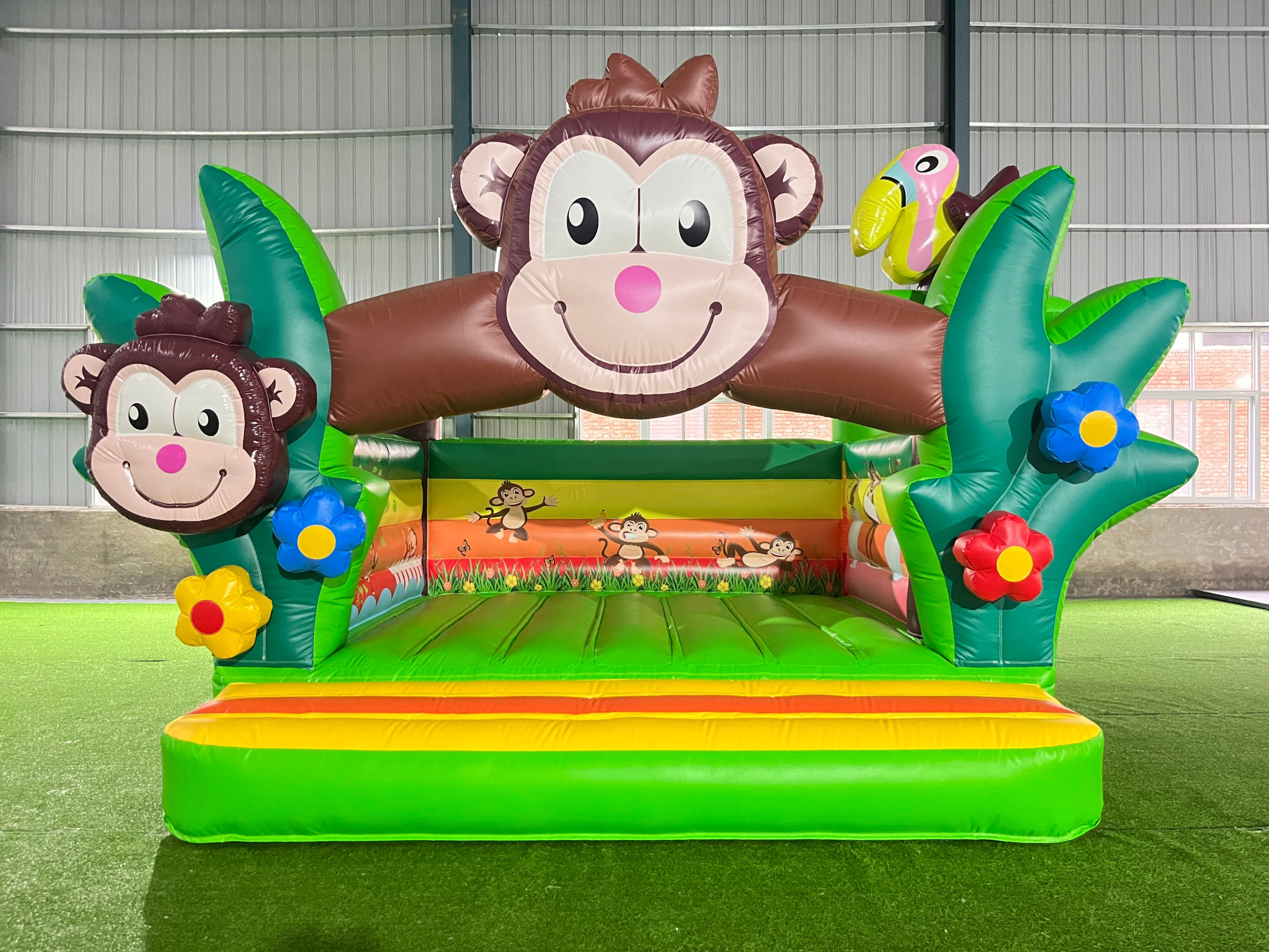 Hüpfburg Affeninsel